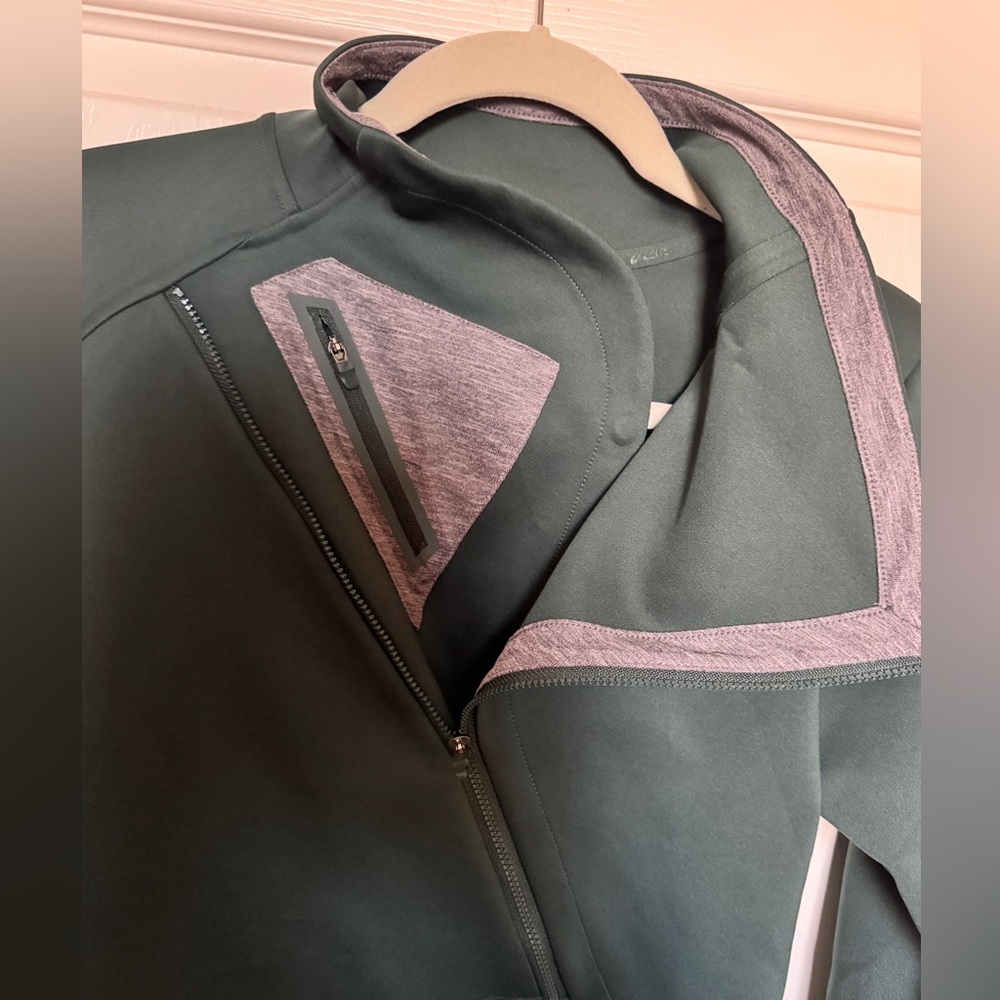 Asics Green Running Jacket - Picture 3 of 6